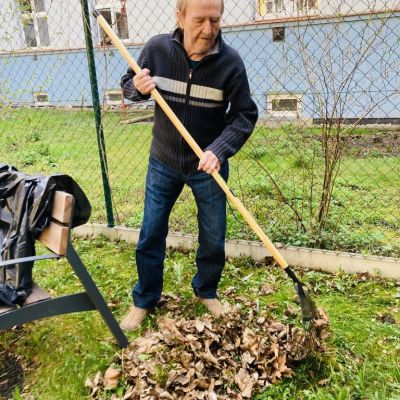 Posezení na terase, zahradničení a procházky