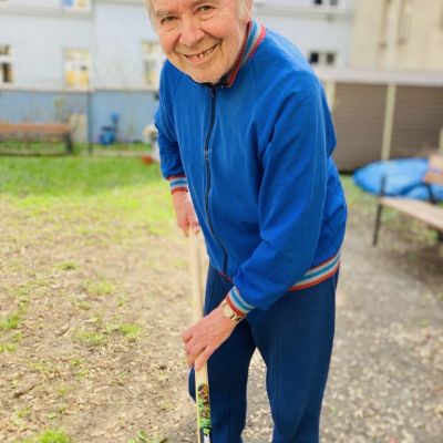 Posezení na terase, zahradničení a procházky