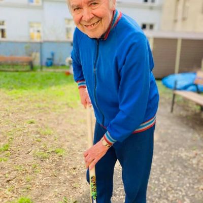 Posezení na terase, zahradničení a procházky